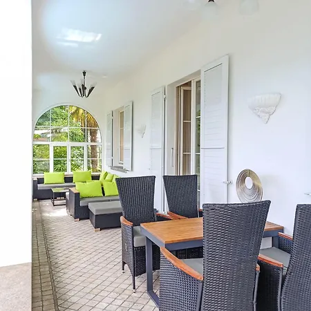 Grande Dame By Fewotessin Holiday home Minusio