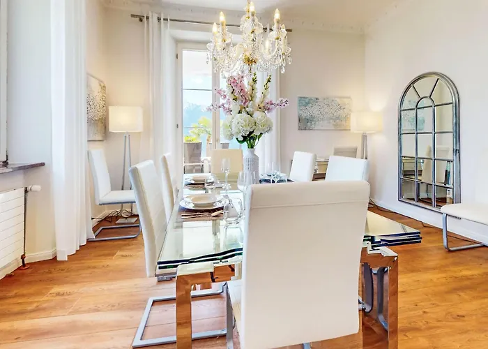 Grande Dame By Fewotessin Dom wakacyjny Minusio