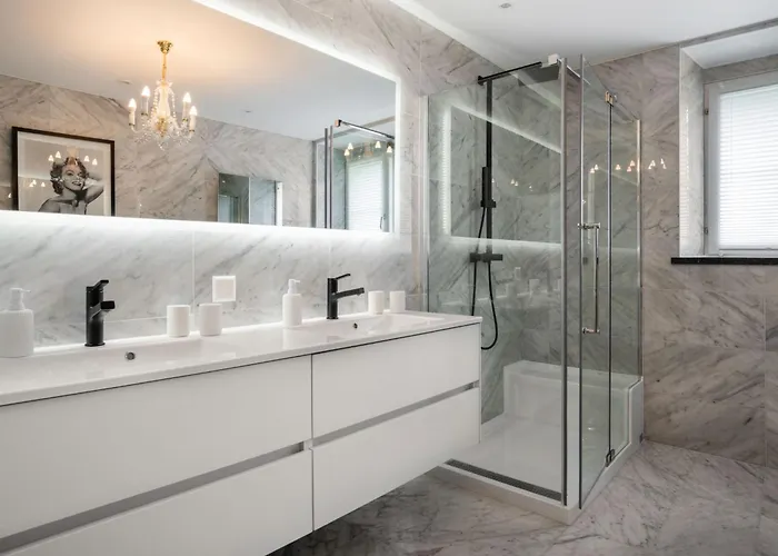 Dom wakacyjny Grande Dame By Fewotessin Minusio