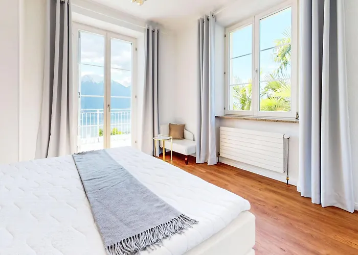 Grande Dame By Fewotessin