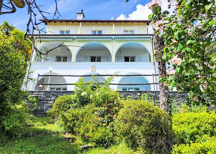 Vakantiehuis Grande Dame By Fewotessin *